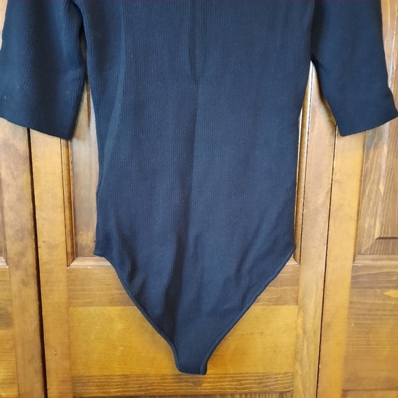 🛍NWT GAP Rib Corset Bodysuit Black ribbed knit elbow length sleeves size large - Picture 14 of 15